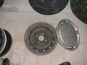 Sada disků 13 + originál poklice Peugeot