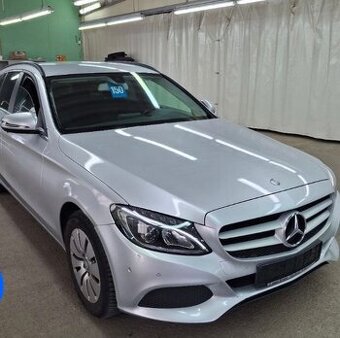 Mercedes C200 D 213000 km 2016 r v