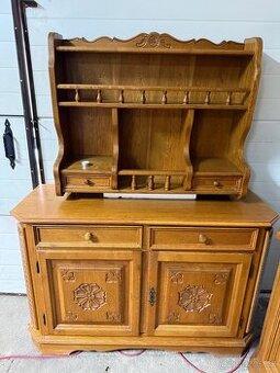 Prodám komodu + skříň na pověšení