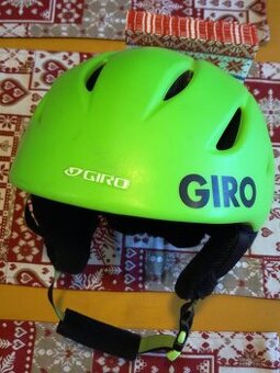 Lyžařská helma Giro Nine 52-55 cm