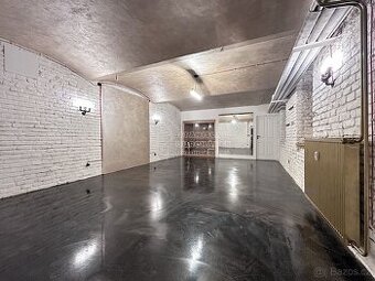 Pronájem dílny, ateliéru apod., 89 m2, Praha 8-Karlín, ul. P - 1