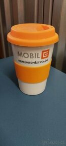 hrnek silikonové víčko