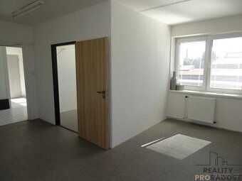 Pronájem komerčních prostor, Na Staré Poště, Pardubice - 1