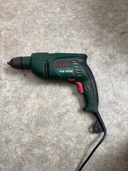 Vrtačka s příklepem BOSCH PSB 700 RE