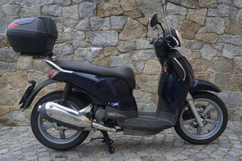Aprilia Scarebeo 200