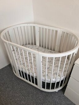 Dětská rostoucí postýlka