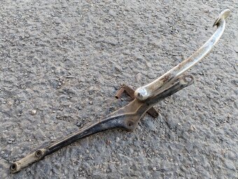 Páka zadní brzdy ČZ 125 175 250 Typ 450 453 455 470 473 475