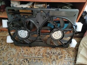 Audi chladičová stěna/sahara