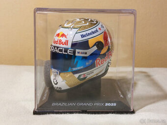 Max Verstappen 2025 Red Bull VC Brazílie F1 helma 1:4