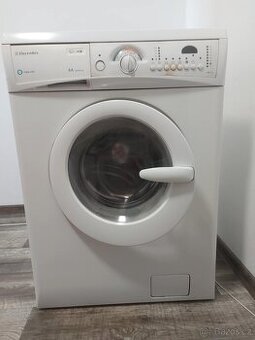 Pračka Electrolux