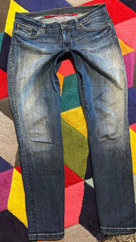 S.OLIVER DÁMSKÉ KRÁSNÉ JEANS-DŽÍNY 44 L 🤩