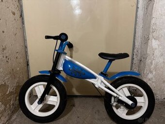 Dětské odrážedlo