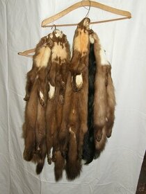 Vyčiněné kůže, čepice