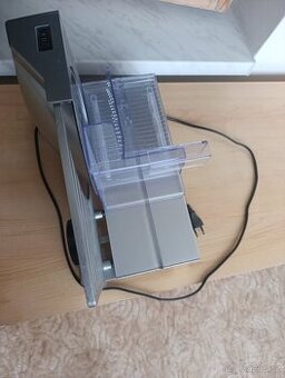 Elektrický kráječ SENCOR SFS 3050SL