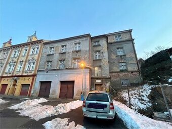 Prodej bytového domu s 5 a více byty 600 m², Teplice - Trnov