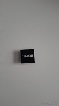 Kúpim znak na reproduktory CANTON