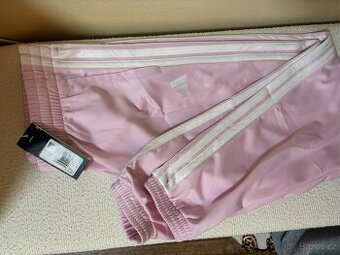 Nove dámské tepláky Adidas M,L - 1