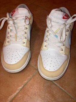 Nike Dunk Low Next Nature "Soft Yellow" Wmns