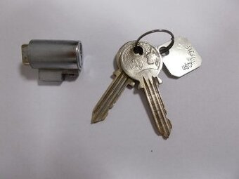 Jawa 250/559 panelka - Fab zámek - spínačka