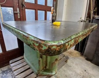 Prodám spodní frézku,dlabačku