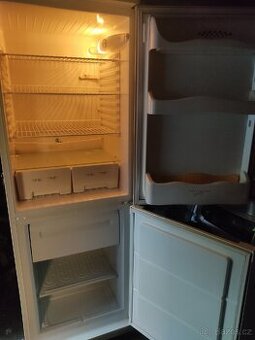 lednice s mrazákem Zanussi 180/60cm