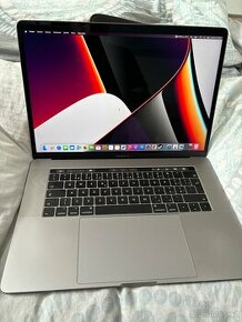 CTO MacBook Pro 15” 2017 i7 512gb