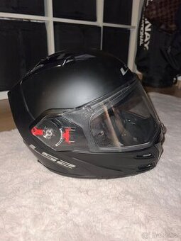 Helma na motorku LS2 - 1