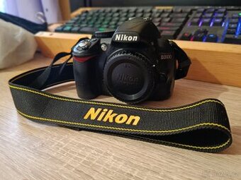 Nikon D3100