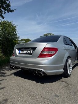 Mercedes C 220 C63 AMG bodykit
