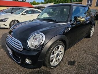 MINI COOPER ONE 2013 1.6i 72kW,TEMPOMAT,KLIMA,SERVISKA