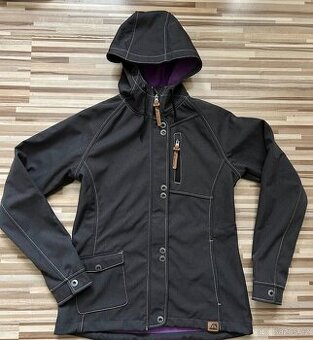 Nová softshellová žíhaná parka AlpinePro