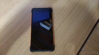telefon Hammer iron 4