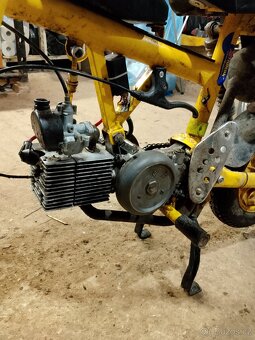 Motor babeta 207