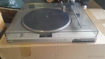 Gramofon Aiwa D60