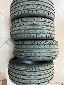 Pneu 235/35/19 Hifly