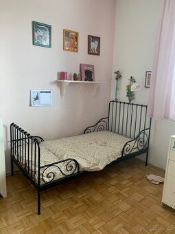 prodloužitelná postel