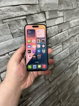 iPhone 15