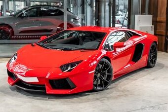 Lamborghini Aventador LP700-4 z roku 2013