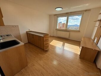 2KK+Balkon po rekonstrukci Br.Čapků 2868, volný od 1.8.2025