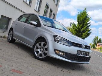 VW Polo 1.2HTP 51kw,2xklíč,Výhřevy,Servisní kniha,KLIMA,ALU