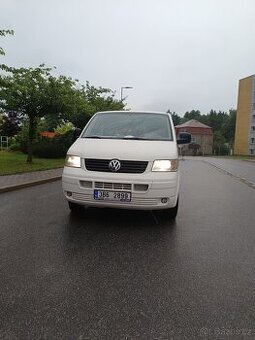 Volkswagen transporter T5 1.9tdi 77kw
