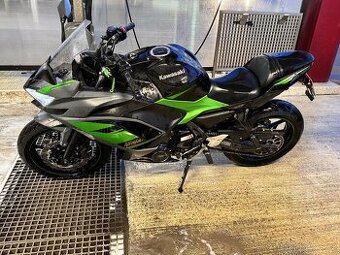 Kawasaki ninja 650 - 1