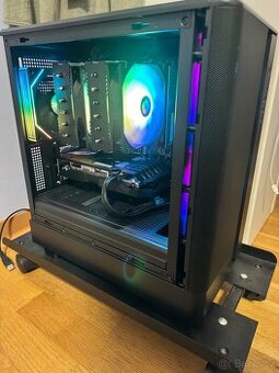 Herní PC ARGB, Ryzen 7 5700X, RX 6600, 32GB RAM, 850W Záruka