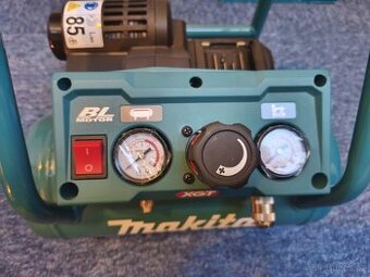 Makita XGT AC001GZ