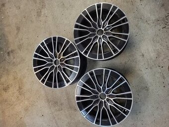 Alu kola Mercedes 20"