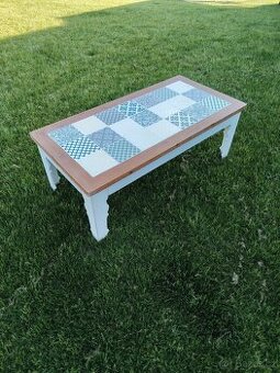 Konferenční stolek