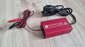 Nabíječka baterií Fairstone FST ABC-1202