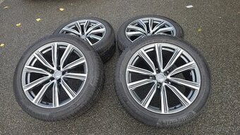 21"alu design AUDI Q8 se zimními pneu 285/45R21 Continental