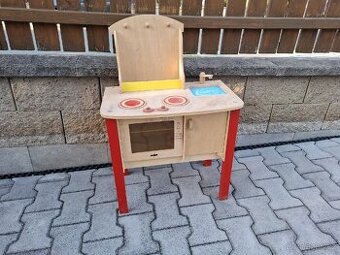 Dětská kuchyňka, pěkná, levně.