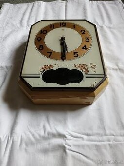 Prodám staré hodiny